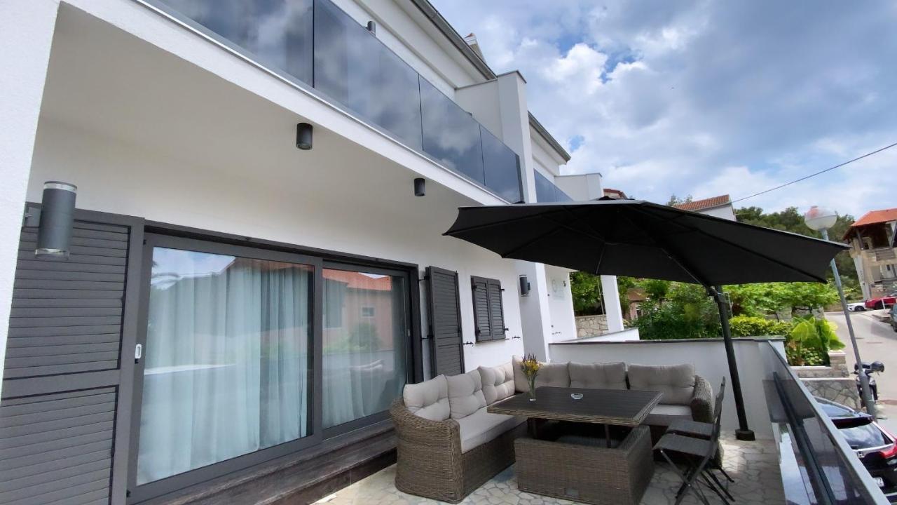 Apartments Tasha Mali Lošinj Buitenkant foto