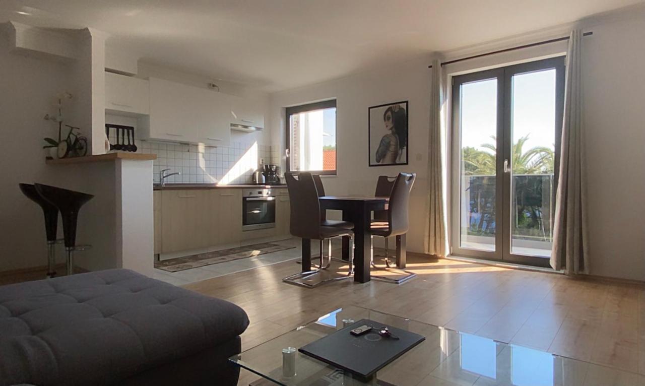 Apartments Tasha Mali Lošinj Buitenkant foto