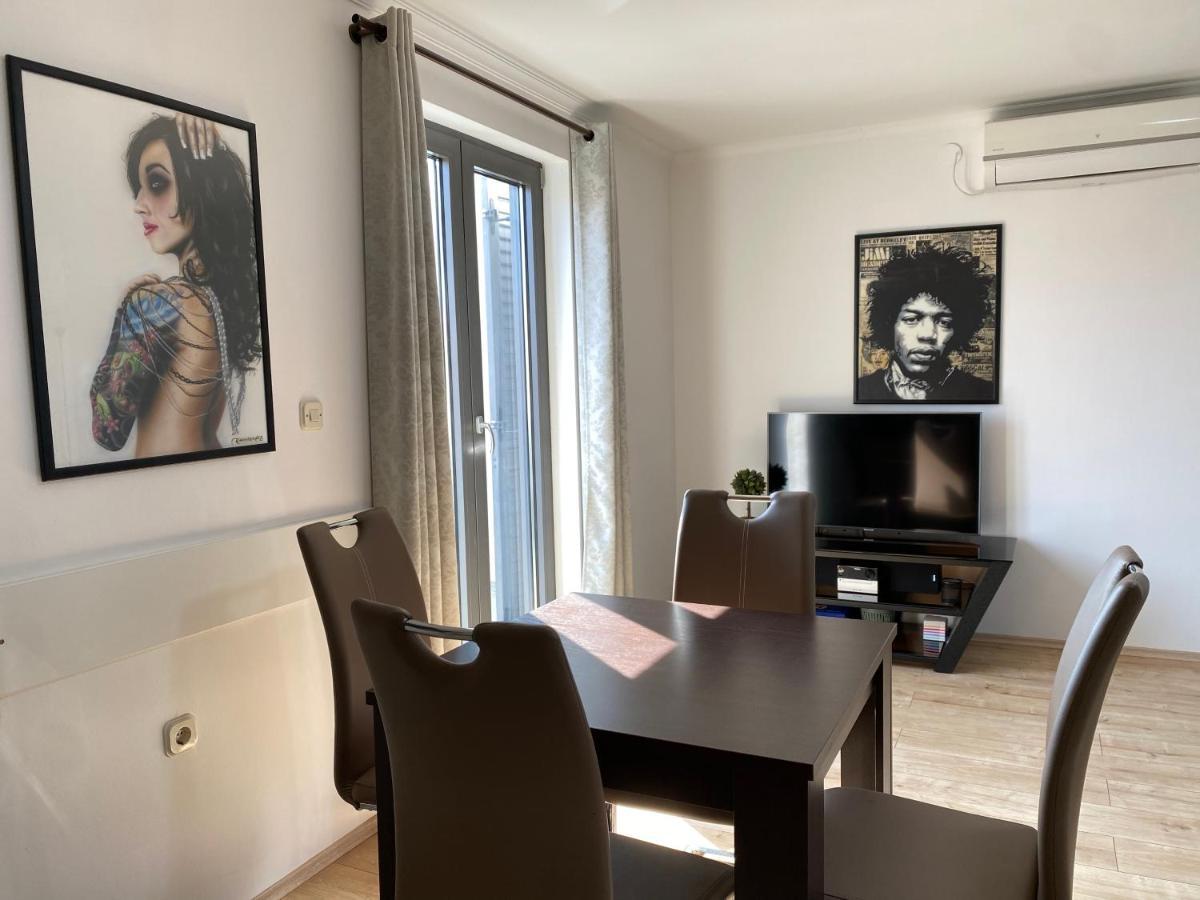 Apartments Tasha Mali Lošinj Buitenkant foto