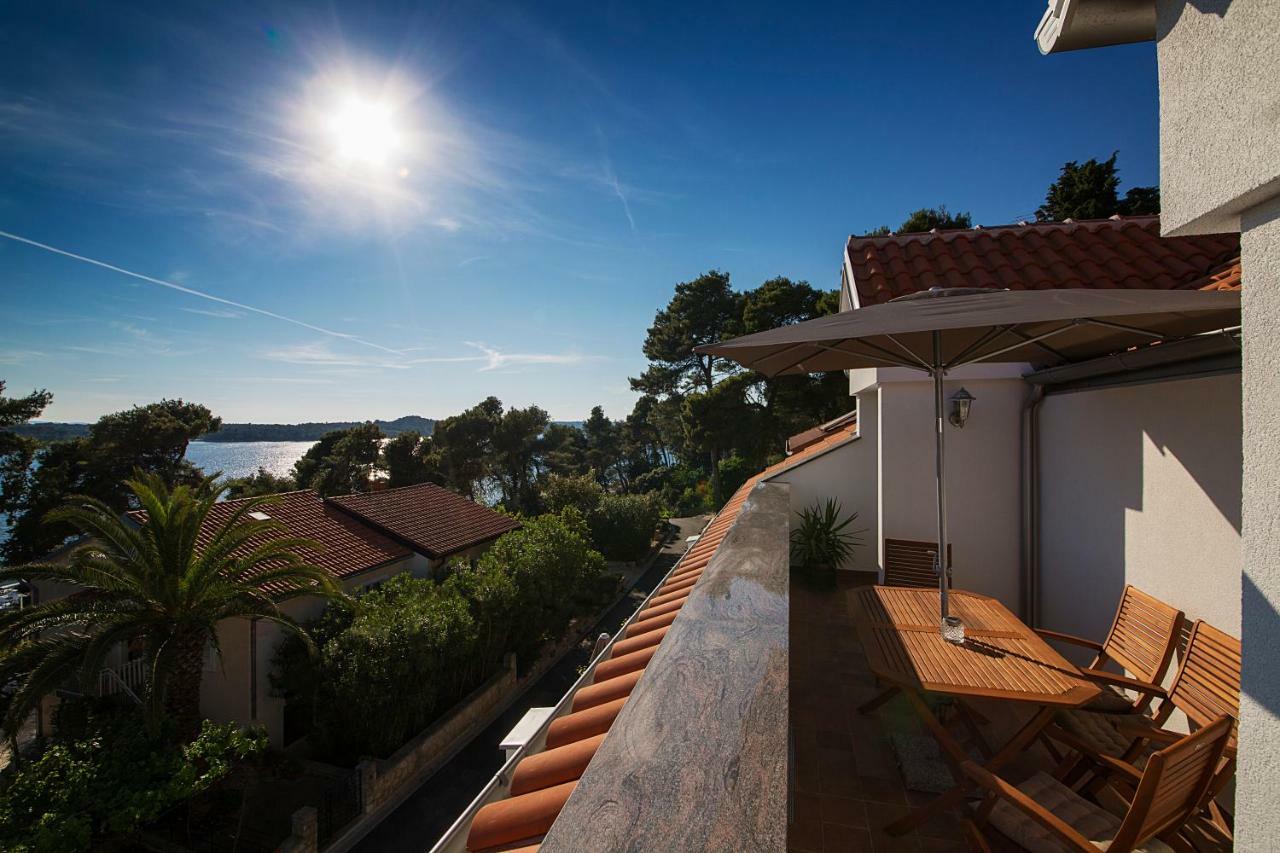 Apartments Tasha Mali Lošinj Buitenkant foto