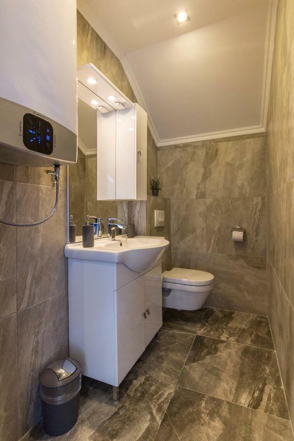 Apartments Tasha Mali Lošinj Buitenkant foto