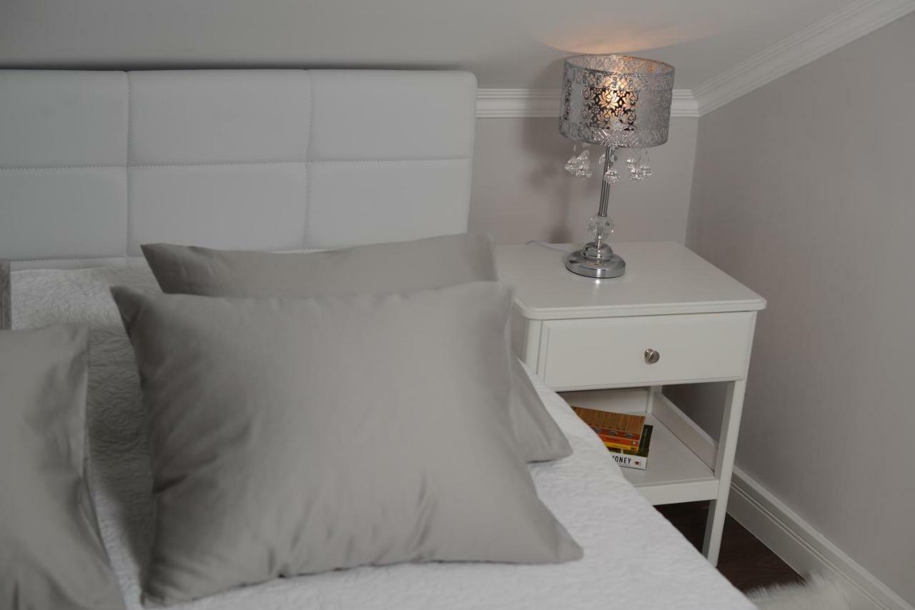 Apartments Tasha Mali Lošinj Buitenkant foto